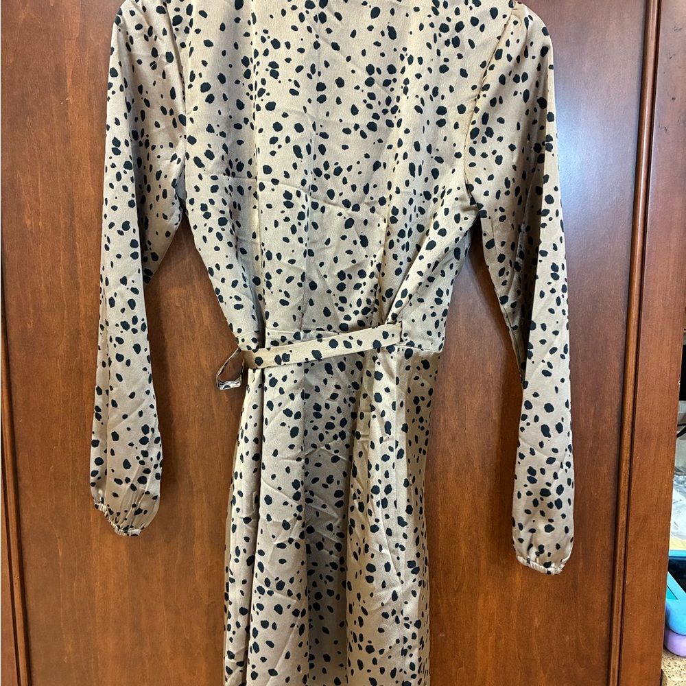 2/$40 Abercrombie Leopard Print Wrap Dress - Picture 8 of 9